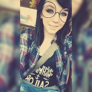 Meet your Posher, Christen